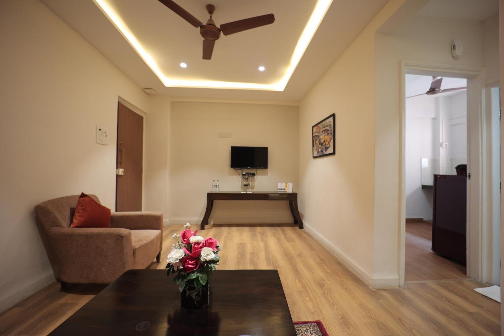 The Byke Studio Pure Veg Apartment, ثين المظهر الخارجي الصورة