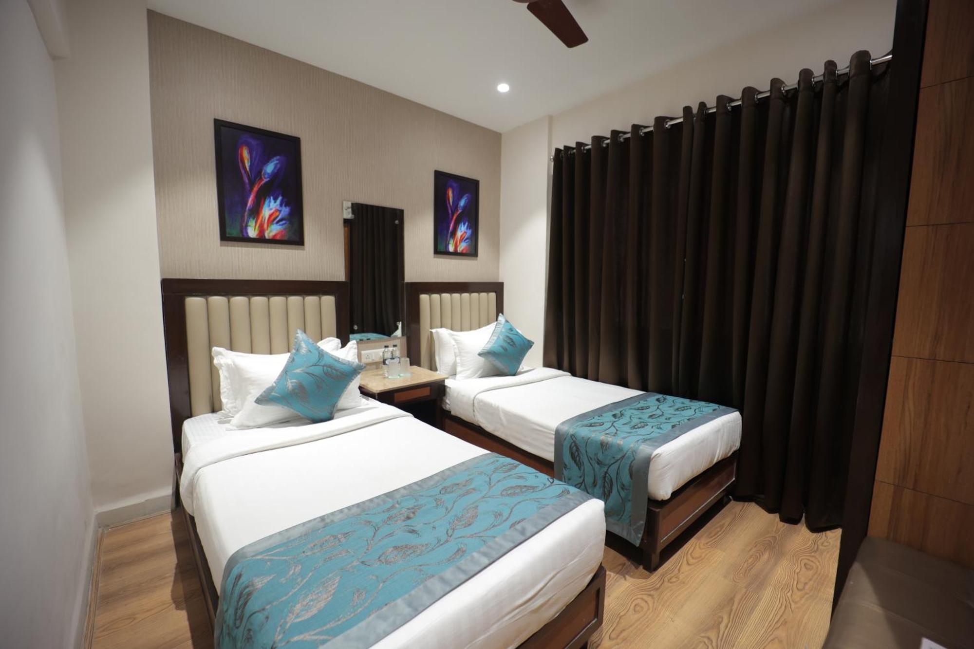 The Byke Studio Pure Veg Apartment, ثين المظهر الخارجي الصورة